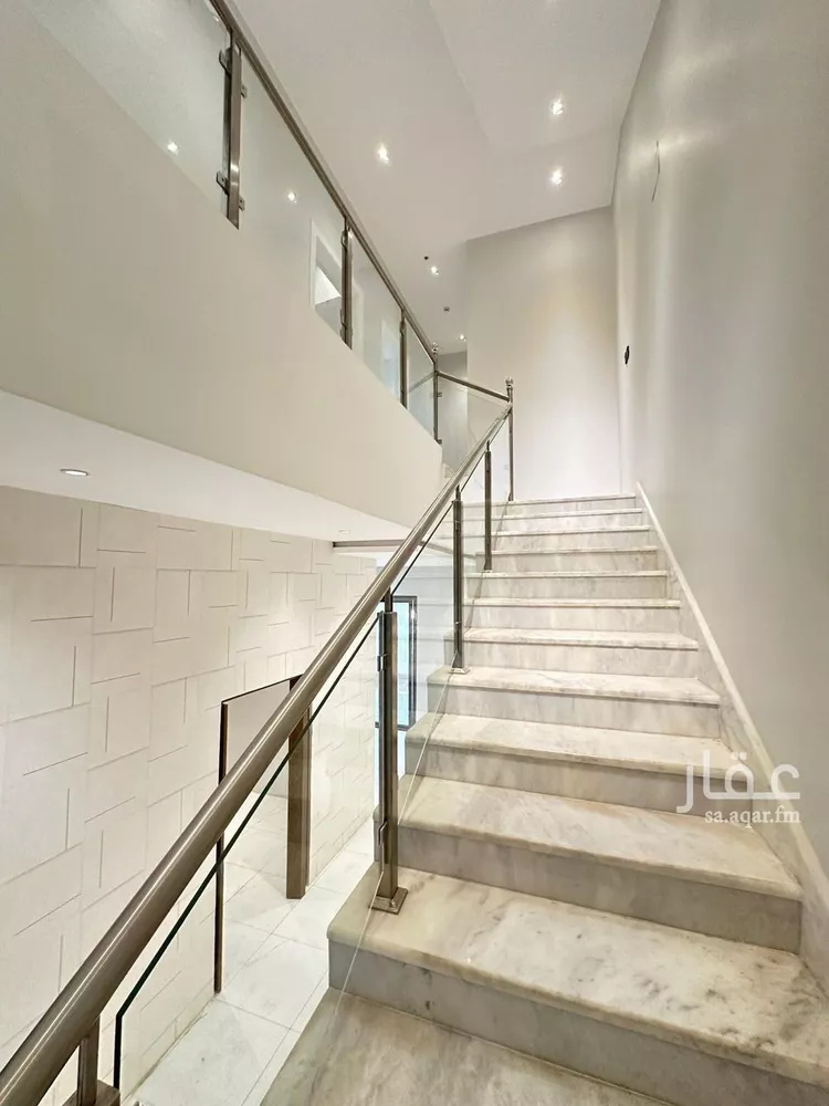 فيلا للإيجار في شارع تاج الدين الفكهاني, حي الرمال, مدينة الرياض, منطقة الرياض صورة 3