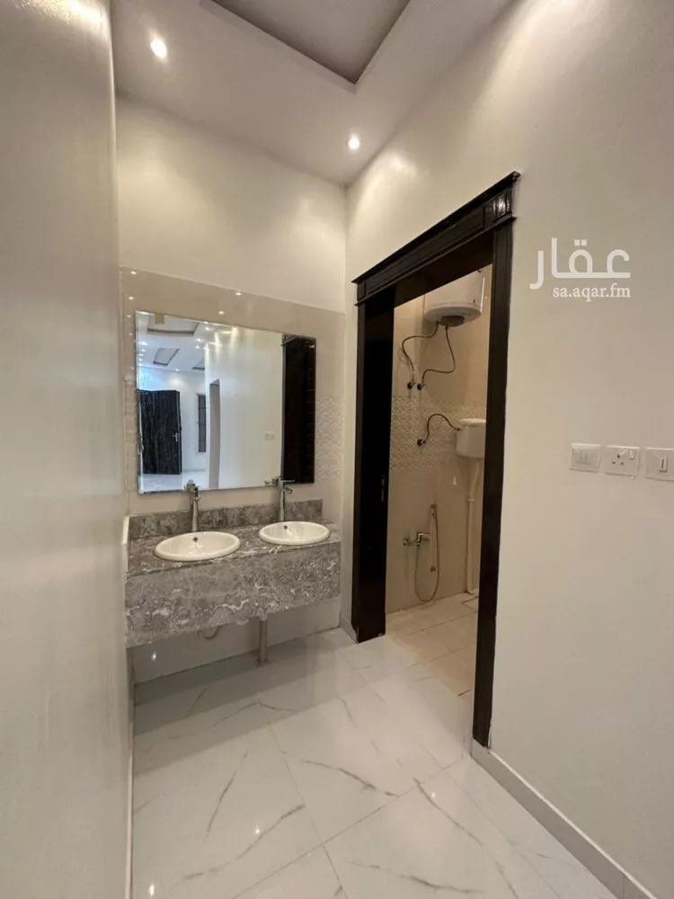 فيلا للإيجار في شارع جبل اللوز, حي الرمال, مدينة الرياض, منطقة الرياض صورة 4