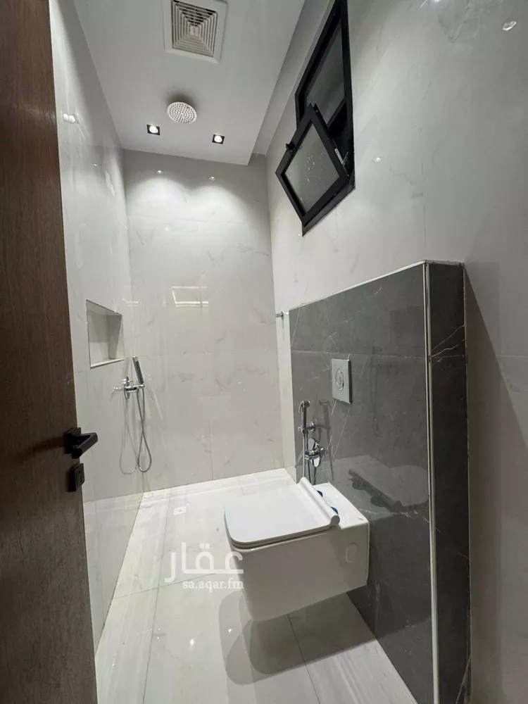 فيلا للبيع في شارع بحر العرب, حي اليرموك, مدينة الرياض, منطقة الرياض صورة 4