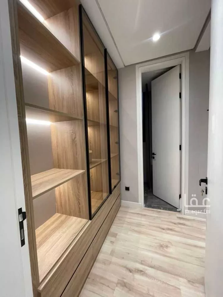 Floor for Sale in Riyadh Al Yasmin صورة 5
