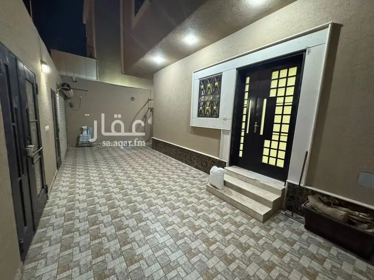 فيلا للبيع في شارع البطيحة, حي النظيم, مدينة الرياض, منطقة الرياض صورة 3