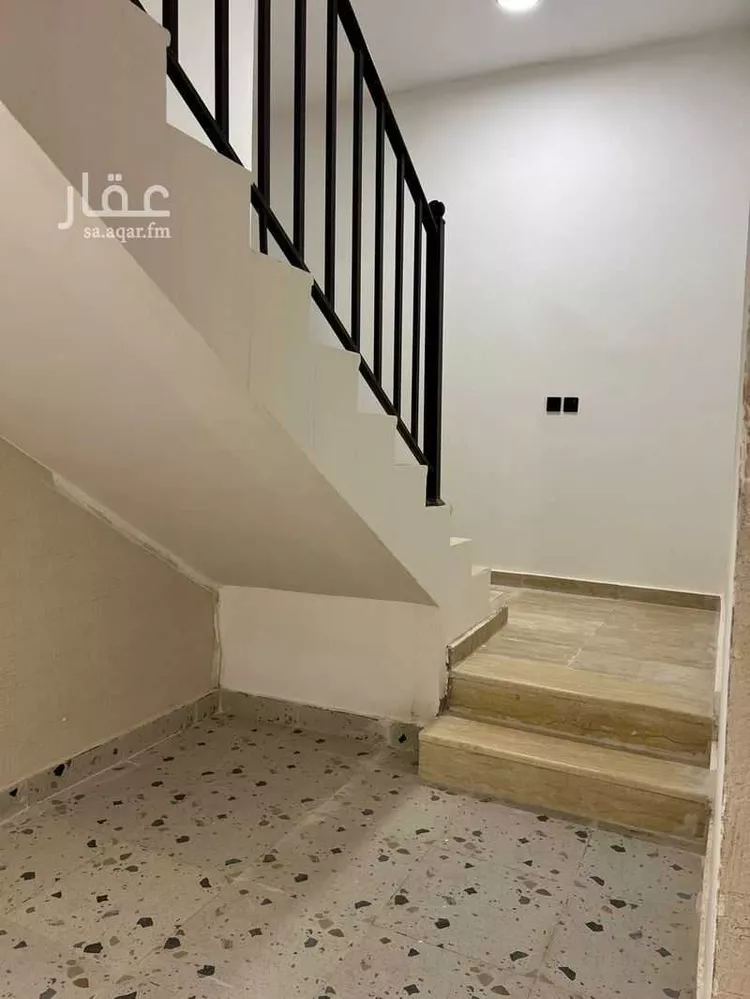 دور للبيع في شارع 114, حي الندوة, مدينة الرياض, منطقة الرياض صورة 2