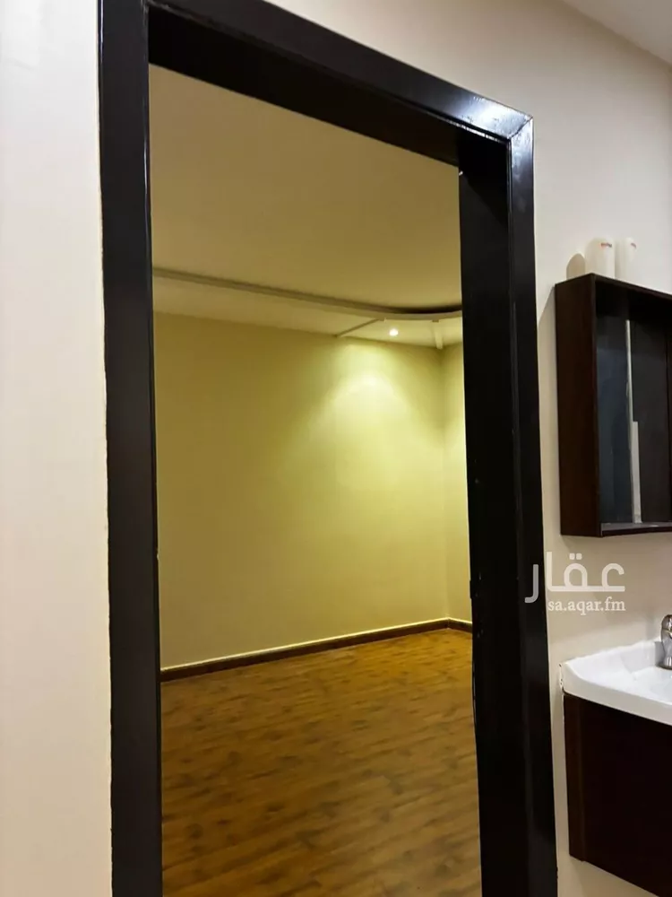 شقة للإيجار في شارع الجميل ابن حاتم, حي ظهرة لبن, مدينة الرياض, منطقة الرياض صورة 5