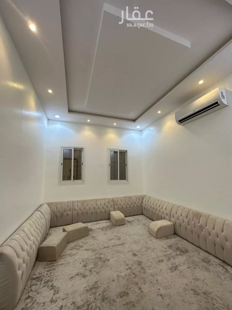 فيلا للإيجار في شارع حسن حسني عبدالوهاب, حي الرمال, مدينة الرياض, منطقة الرياض صورة 2