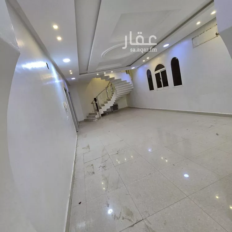 فيلا للإيجار في شارع القويعة, حي طويق, مدينة الرياض, منطقة الرياض صورة 2