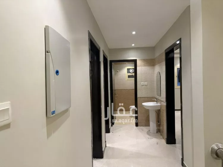 شقة للإيجار في شارع الجميل ابن حاتم, حي ظهرة لبن, مدينة الرياض, منطقة الرياض صورة 3