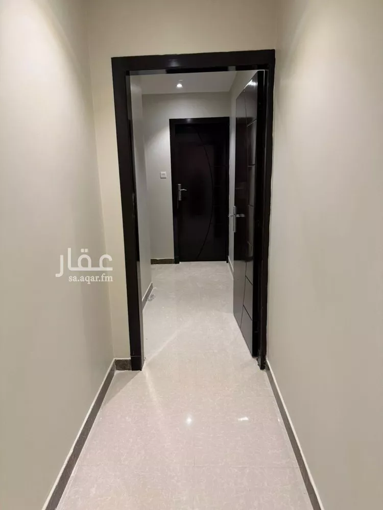 شقة للإيجار في شارع الجميل ابن حاتم, حي ظهرة لبن, مدينة الرياض, منطقة الرياض صورة 2