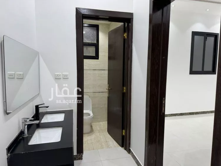 فيلا للإيجار في شارع حسن حسني عبدالوهاب, حي الرمال, مدينة الرياض, منطقة الرياض صورة 2