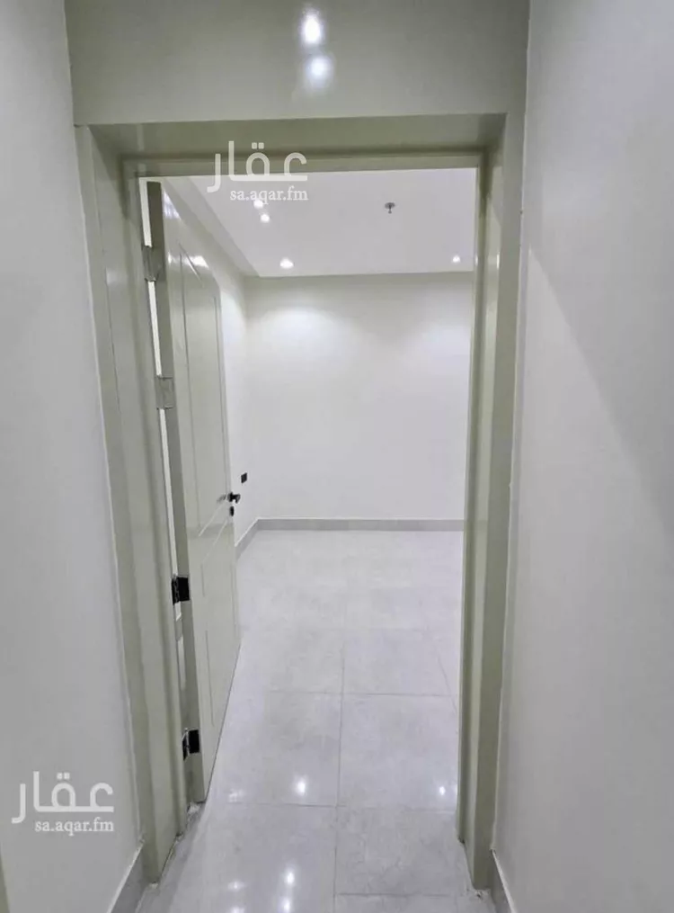 شقة للإيجار في شارع الجميل ابن حاتم, حي ظهرة لبن, مدينة الرياض, منطقة الرياض صورة 3