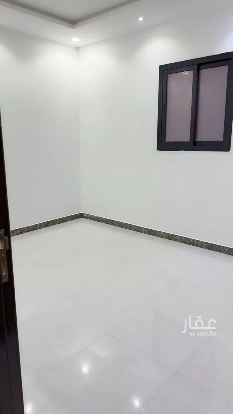 فيلا للإيجار في شارع حسن حسني عبدالوهاب, حي الرمال, مدينة الرياض, منطقة الرياض صورة 5