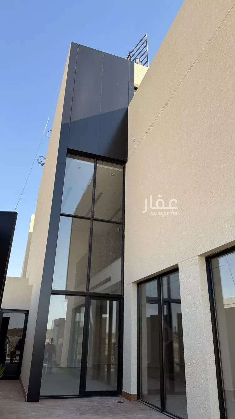 فيلا للبيع في شارع معاوية العليمي, حي القيروان, مدينة الرياض, منطقة الرياض 9