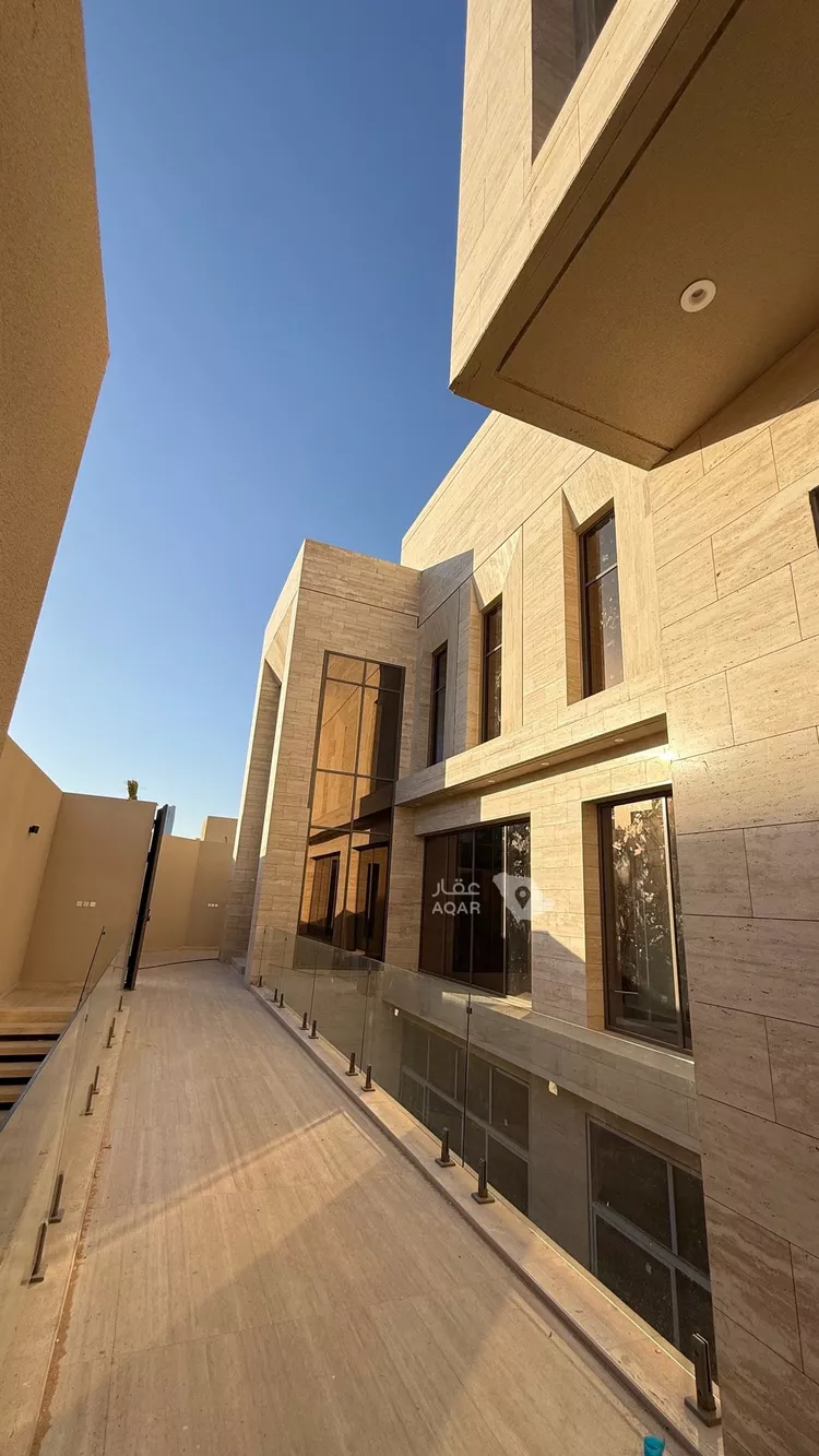 فيلا للبيع في شارع أسفل الباطن, حي المحمدية, مدينة الرياض, منطقة الرياض 5