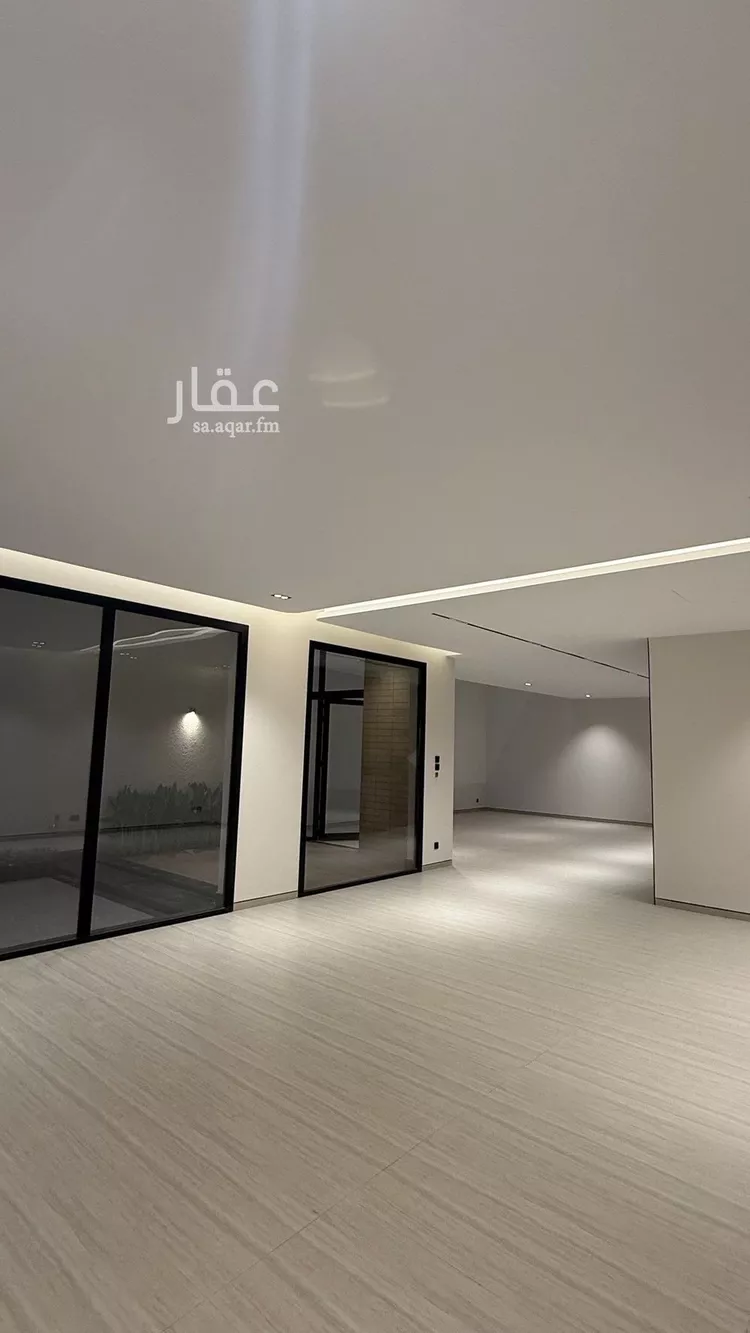 فيلا للبيع في شارع محمد بن إبراهيم الكردي, حي العارض, مدينة الرياض, منطقة الرياض صورة 5