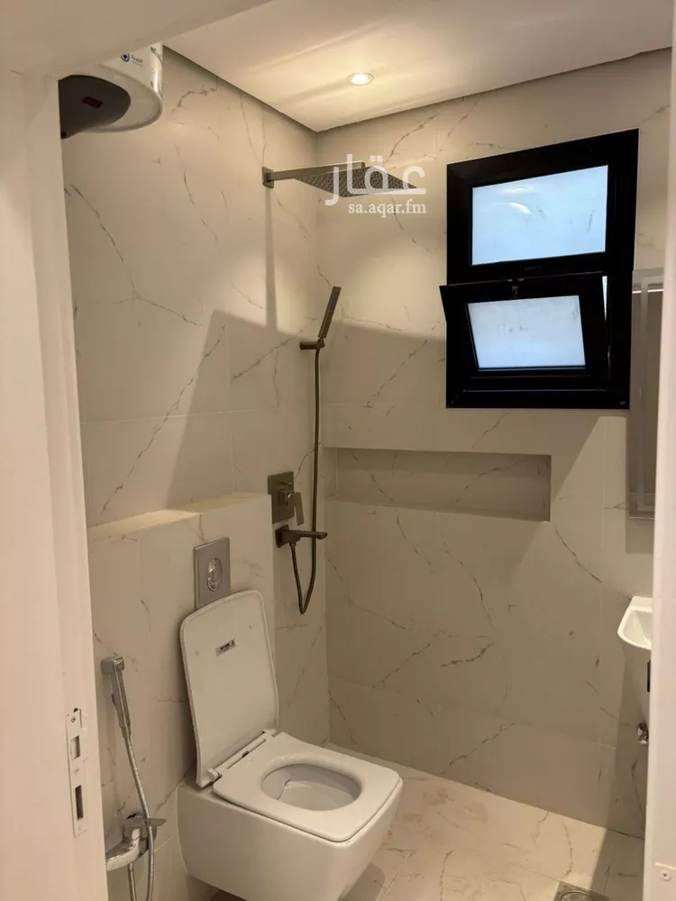 شقة للإيجار في شارع فضيلة السيد مصطفي عاصم, حي العارض, مدينة الرياض, منطقة الرياض صورة 2