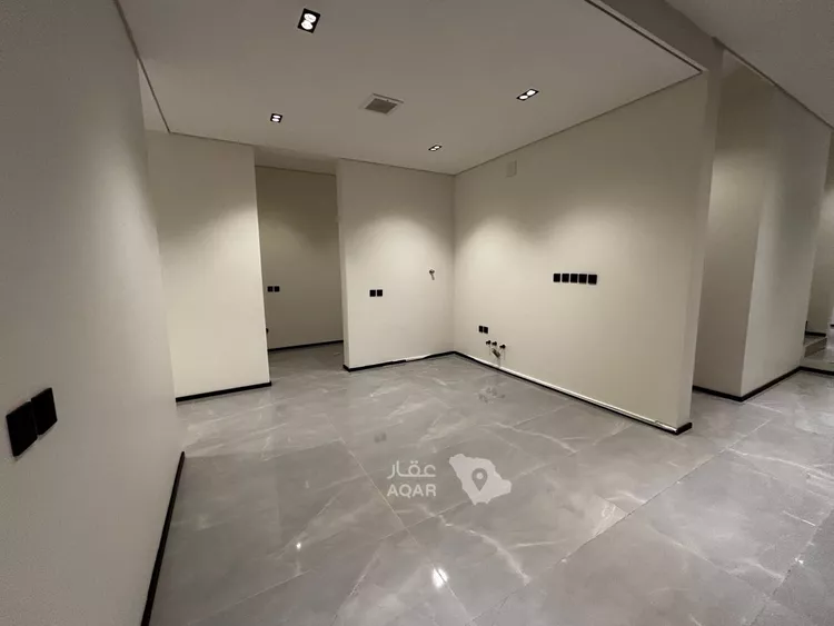 Villa for Sale in Riyadh Al Arid 7