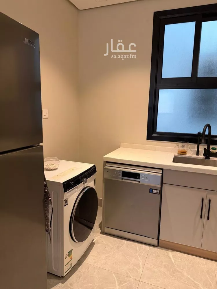 شقة للإيجار في شارع رخي العنبري, حي العارض, مدينة الرياض, منطقة الرياض 8