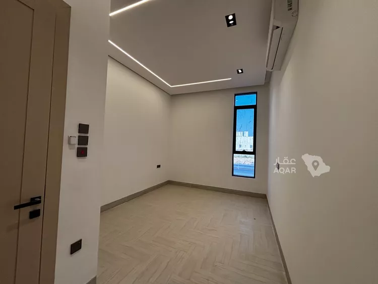 Floor for Rent in Riyadh Al Arid 9