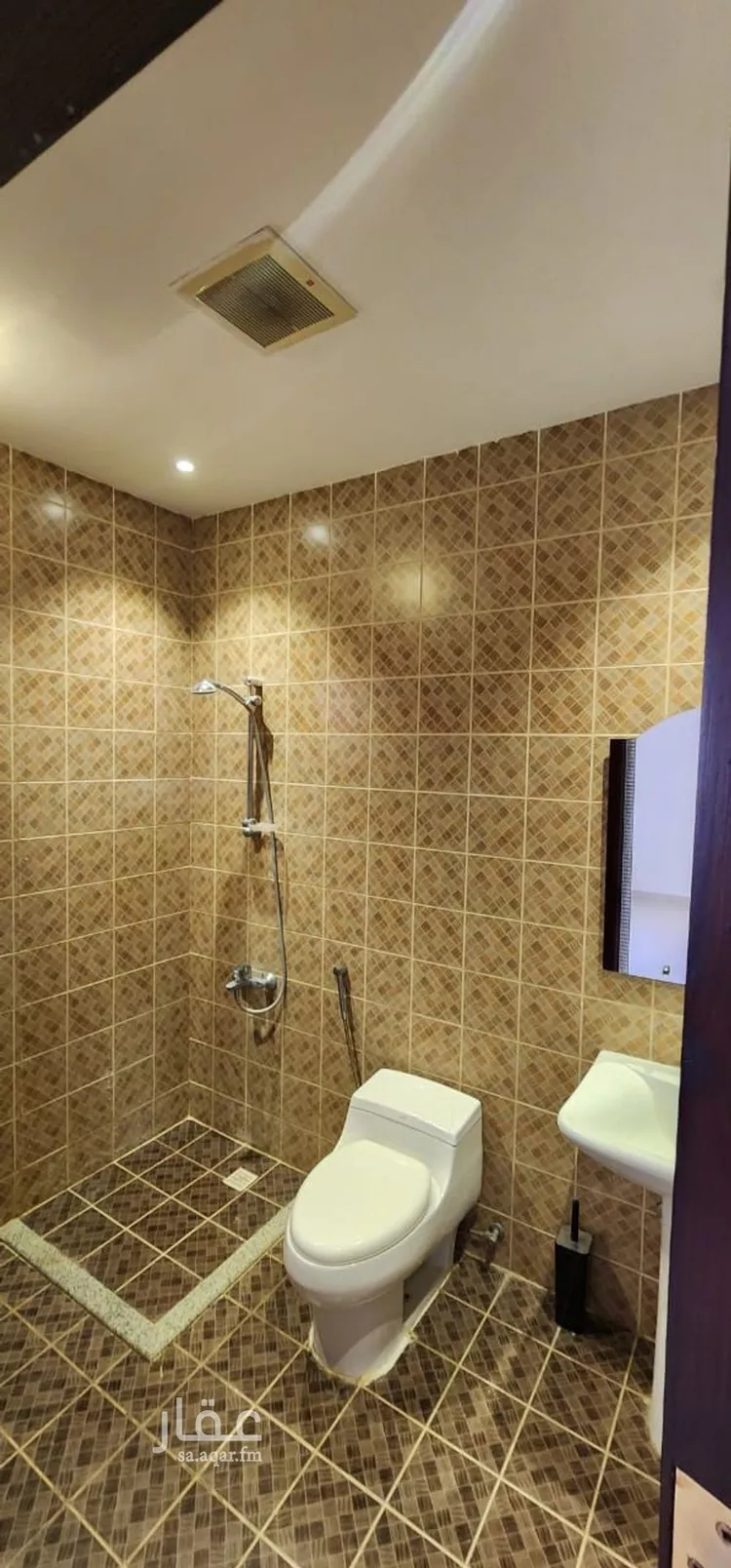 دور للإيجار في شارع عبدالله بن عبدالرحمن سراج, حي النرجس, مدينة الرياض, منطقة الرياض صورة 3