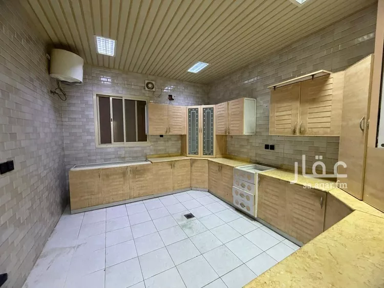 شقة للإيجار في شارع وادي درعة, حي غرناطة, مدينة الرياض, منطقة الرياض