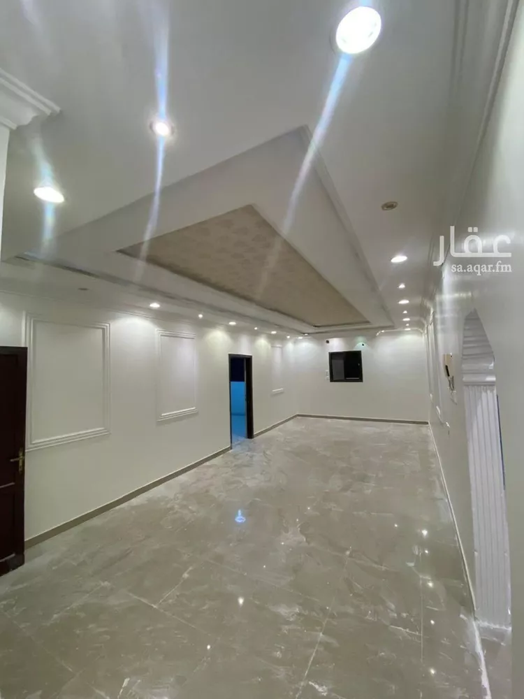 فيلا للبيع في شارع الدفاع, حي إشبيلية, مدينة الرياض, منطقة الرياض 15