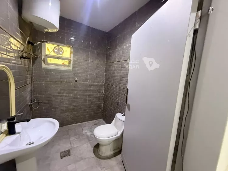 عمارة للإيجار في شارع الدمام الفرعي, حي المونسية, مدينة الرياض, منطقة الرياض 22