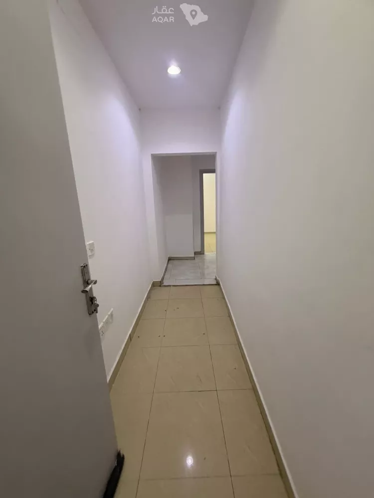 عمارة للإيجار في شارع الدمام الفرعي, حي المونسية, مدينة الرياض, منطقة الرياض 5
