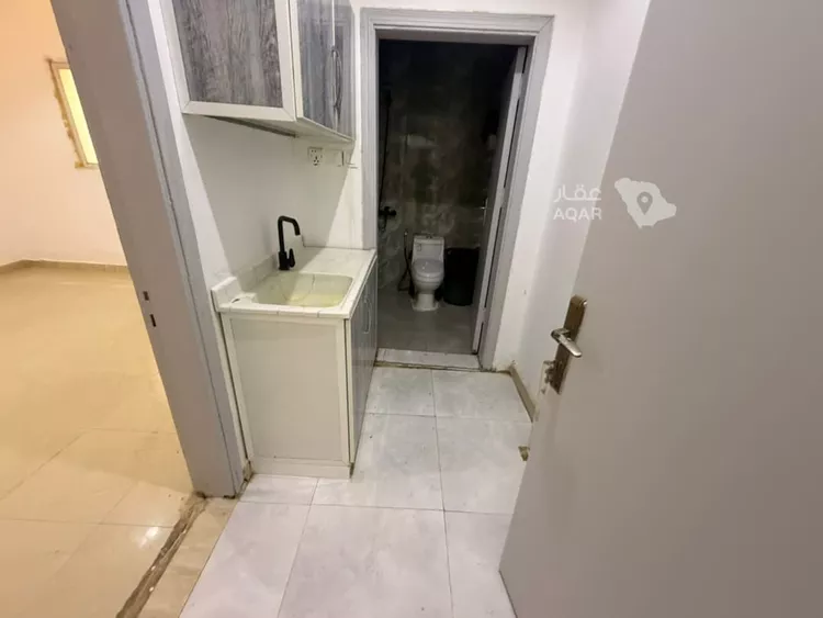 عمارة للإيجار في شارع الدمام الفرعي, حي المونسية, مدينة الرياض, منطقة الرياض 8