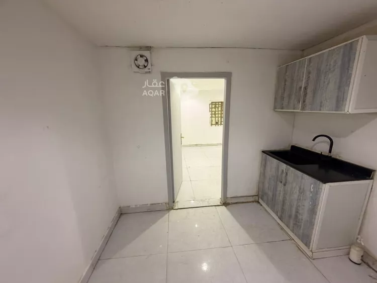 عمارة للإيجار في شارع الدمام الفرعي, حي المونسية, مدينة الرياض, منطقة الرياض 14