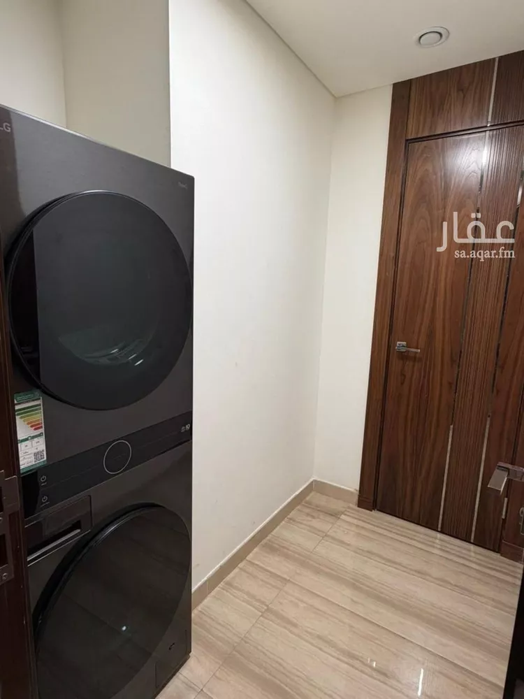 شقة للبيع في شارع طريق الملك فهد, حي الصحافة, مدينة الرياض, منطقة الرياض صورة 3