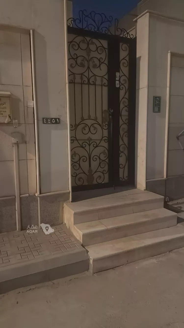 فيلا للبيع في شارع الوثبة, حي الصحافة, مدينة الرياض, منطقة الرياض 11