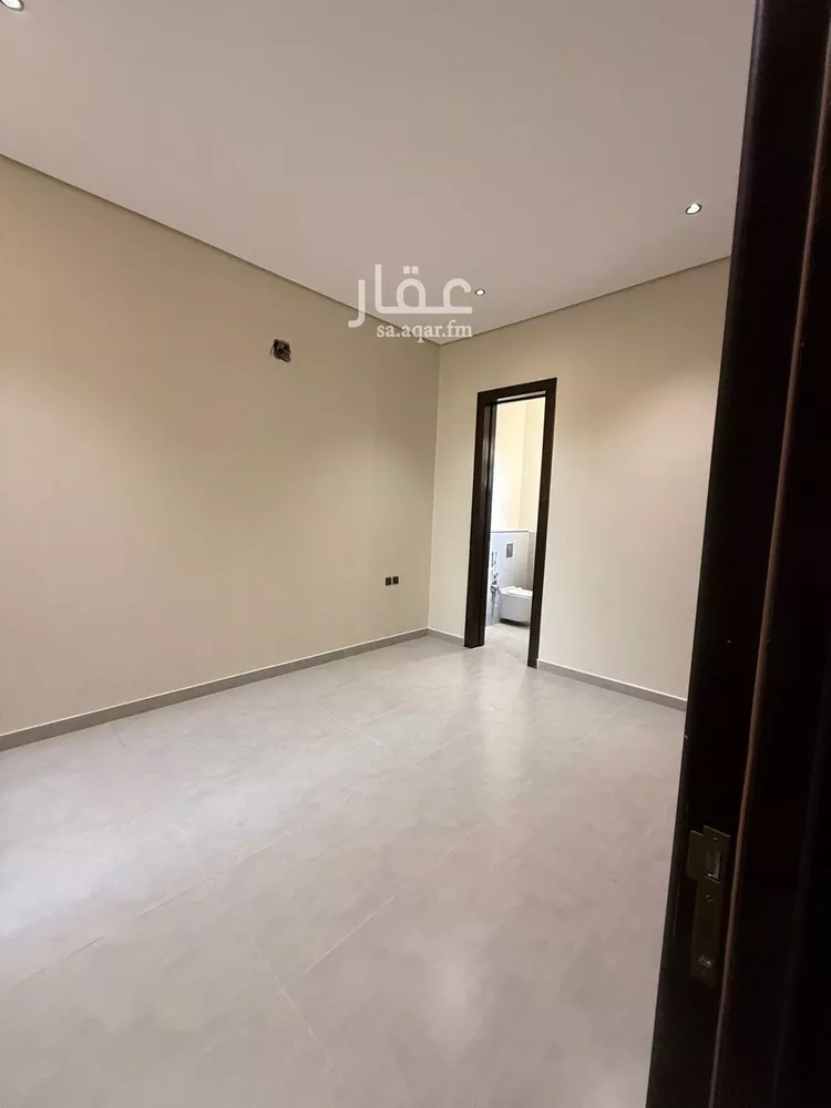 دور للبيع في شارع الحرضة, حي المنار, مدينة الرياض, منطقة الرياض 11