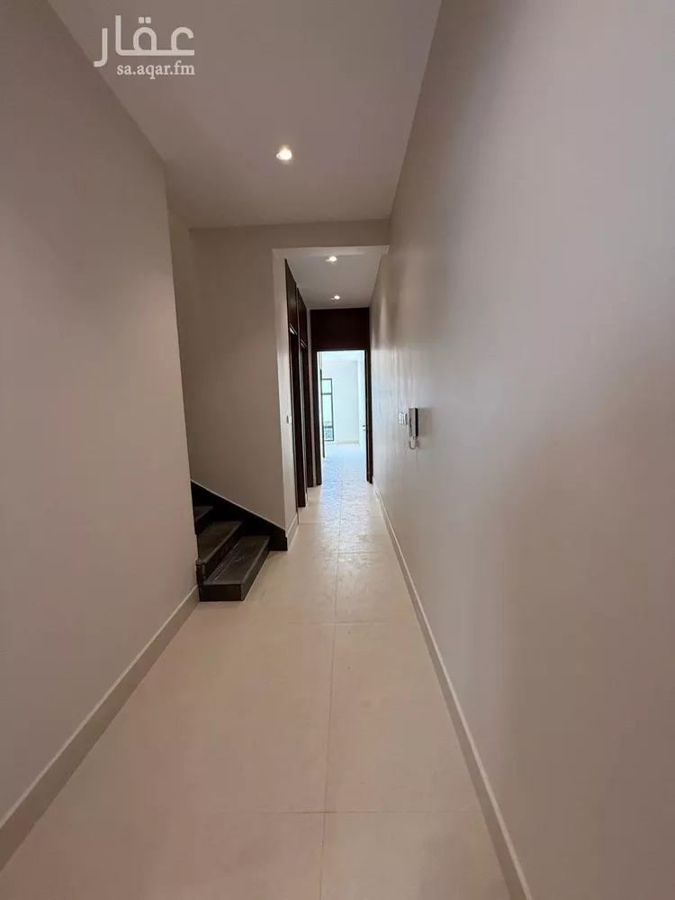 فيلا للبيع في شارع 15 جنوبي, حي السعادة, مدينة الرياض, منطقة الرياض صورة 4