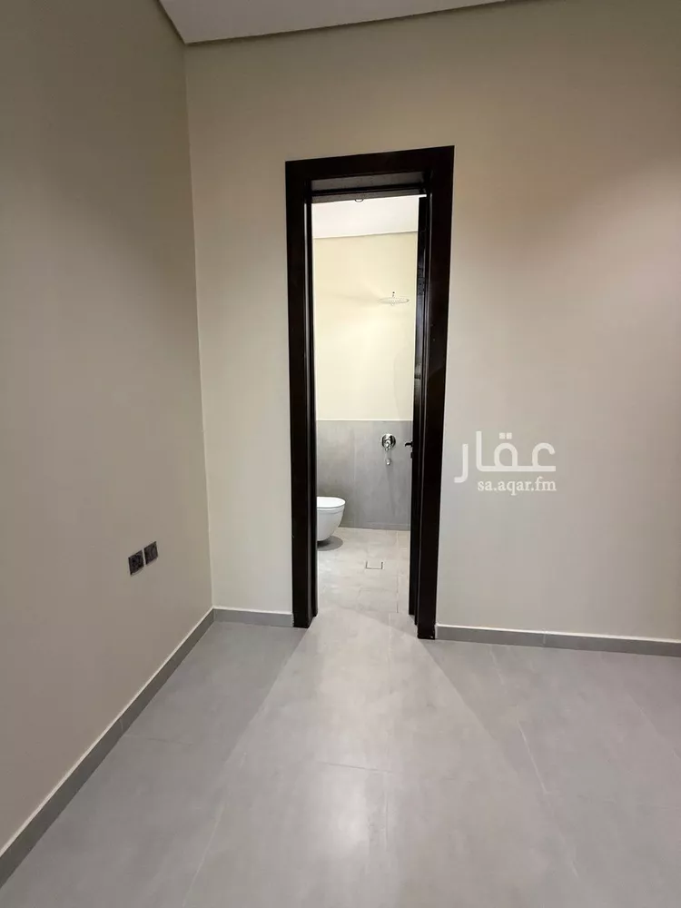 دور للبيع في شارع الحرضة, حي المنار, مدينة الرياض, منطقة الرياض 12