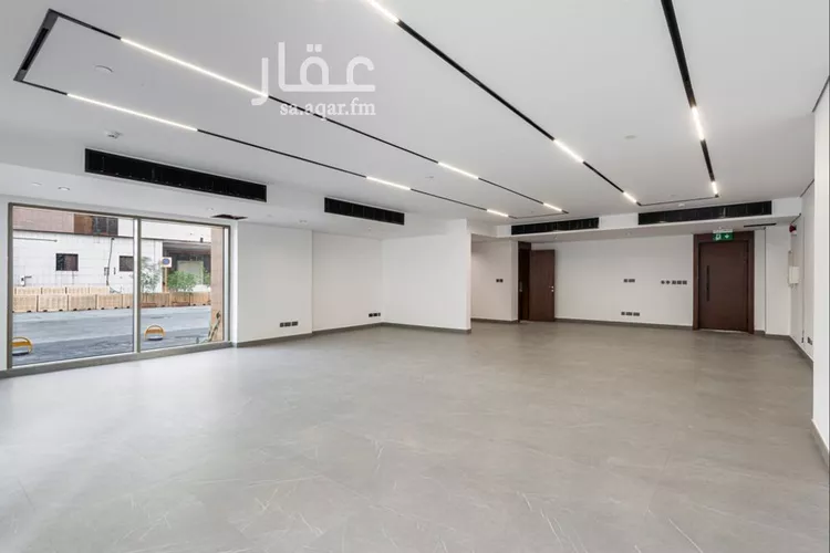 مكتب تجاري للإيجار في شارع كعب بن مالك, حي العليا, مدينة الرياض, منطقة الرياض صورة 4