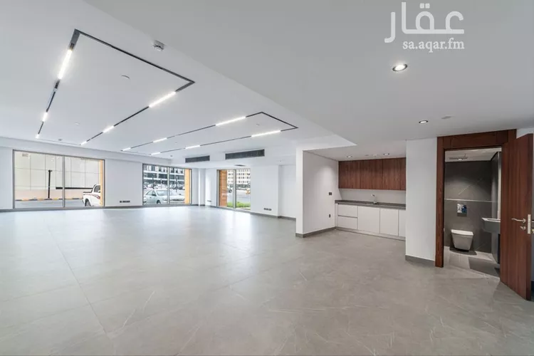 مكتب تجاري للإيجار في شارع كعب بن مالك, حي العليا, مدينة الرياض, منطقة الرياض صورة 2