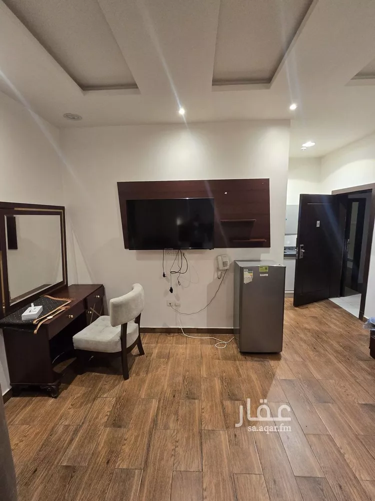 شقة للإيجار في شارع الامير مقرن بن عبدالعزيز, حي مغرزات, مدينة الرياض, منطقة الرياض صورة 4