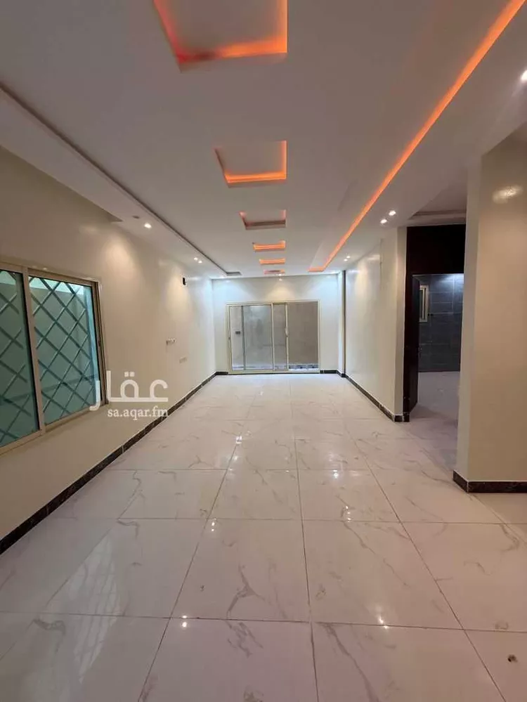 فيلا للإيجار في شارع شهاب الدين القلقشندي, حي عكاظ, مدينة الرياض, منطقة الرياض