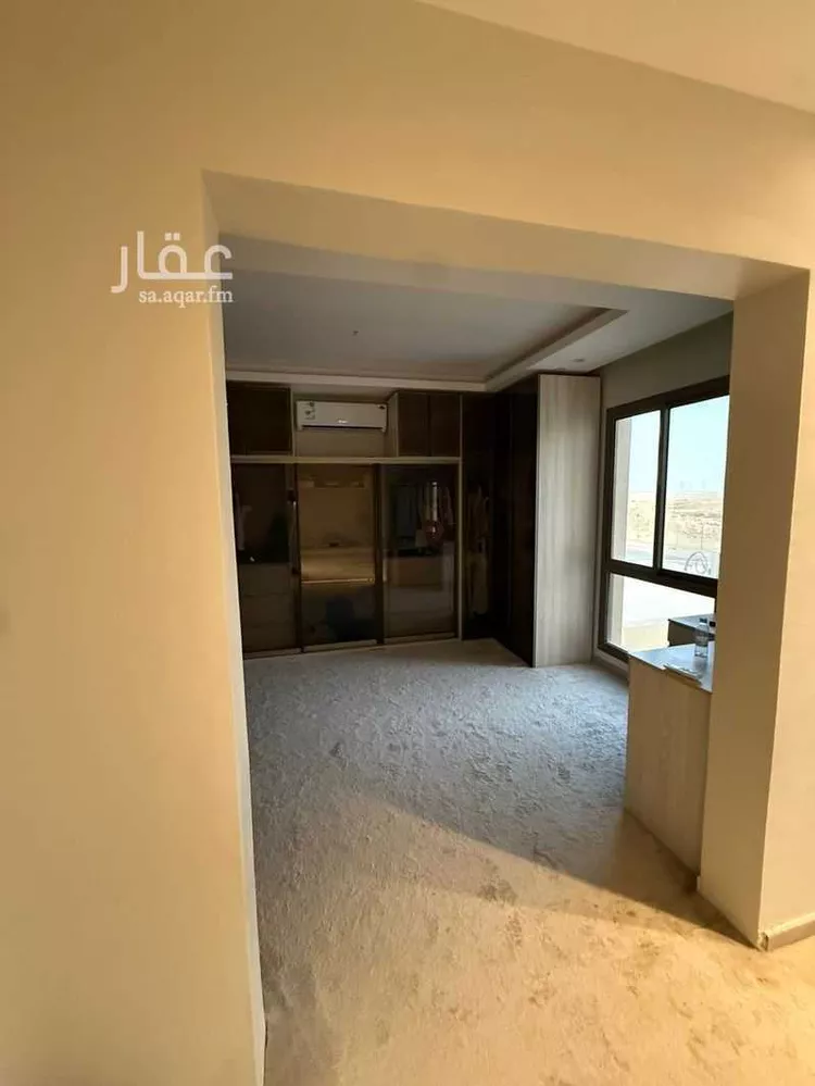 فيلا للبيع في شارع ابي المكارم بن مفرج, حي عكاظ, مدينة الرياض, منطقة الرياض صورة 3