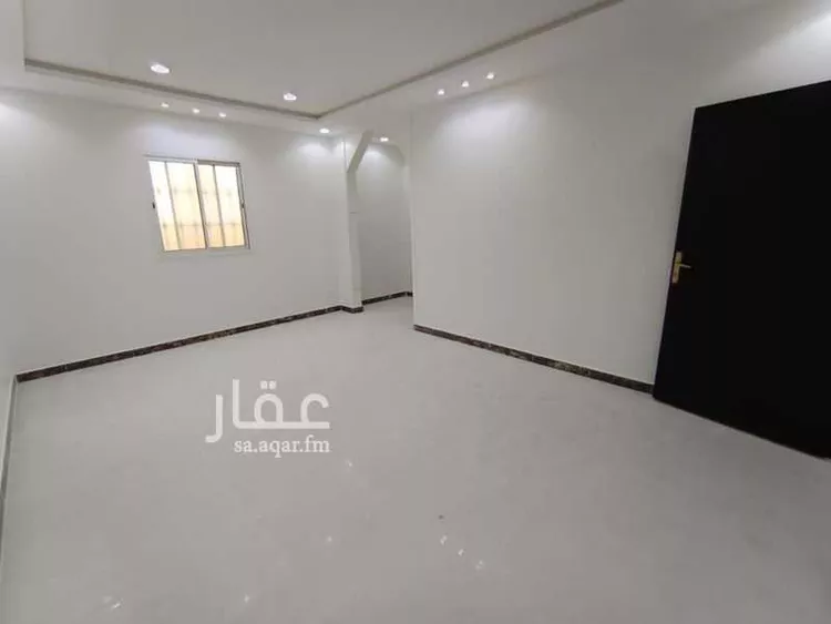 فيلا للإيجار في شارع كعب الهجري, حي عكاظ, مدينة الرياض, منطقة الرياض