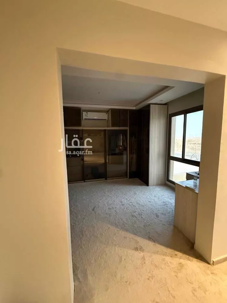 فيلا للبيع في شارع ابي المكارم بن مفرج, حي عكاظ, مدينة الرياض, منطقة الرياض