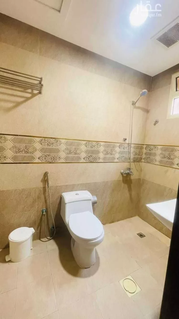 عمارة للإيجار في شارع الشهارين, حي اليرموك, مدينة الرياض, منطقة الرياض صورة 2