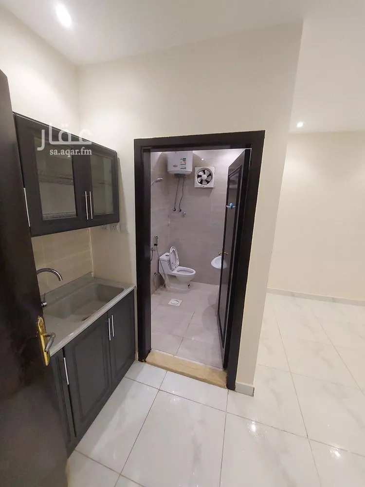 شقة للإيجار في شارع أحمد عبدالغفور عطار, حي العليا, مدينة الرياض, منطقة الرياض صورة 4