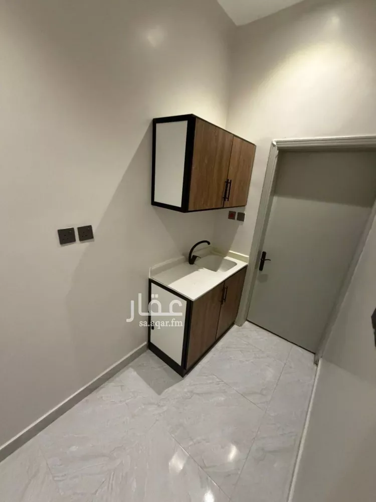 شقة للإيجار في شارع الكوادر, حي الإزدهار, مدينة الرياض, منطقة الرياض صورة 5