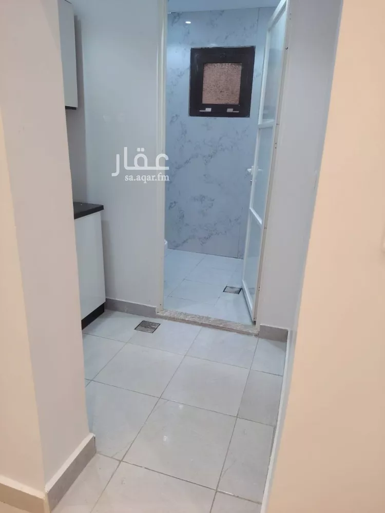 شقة للإيجار في شارع أحمد عبدالغفور عطار, حي العليا, مدينة الرياض, منطقة الرياض صورة 2
