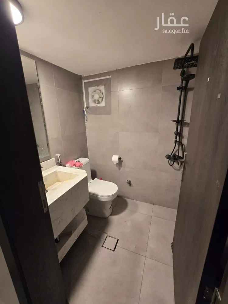 شقة للإيجار في شارع أحمد عبدالغفور عطار, حي العليا, مدينة الرياض, منطقة الرياض صورة 5