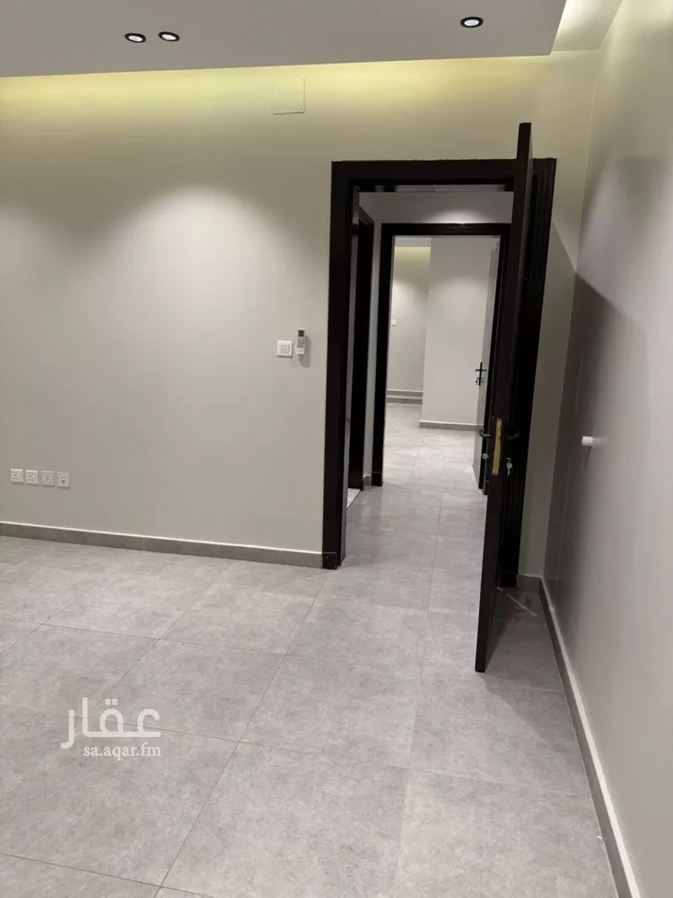 شقة للإيجار في شارع الكوادر, حي الإزدهار, مدينة الرياض, منطقة الرياض