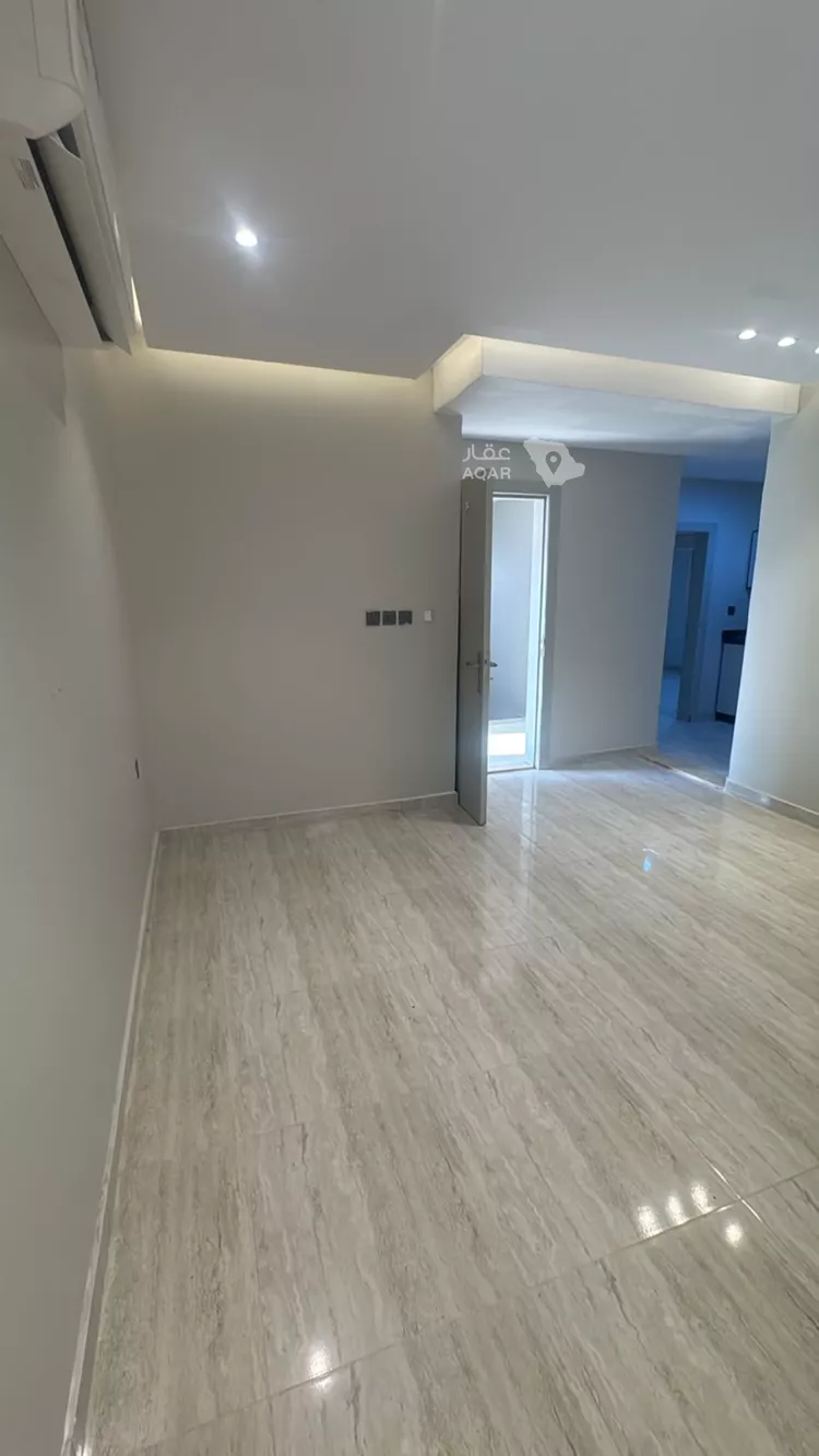 شقة للإيجار في شارع صبراتة
, حي العقيق, مدينة الرياض, منطقة الرياض 7