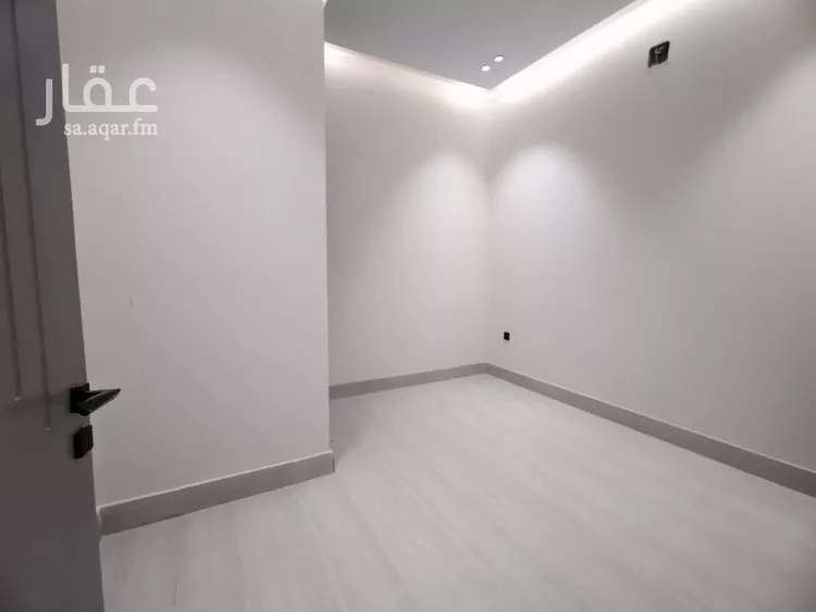 شقة للإيجار في شارع عبادة بن الصامت, حي الروضة, مدينة الرياض, منطقة الرياض صورة 4