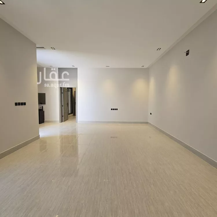 فيلا للبيع في شارع عقرباء 176, حي عقرباء, مدينة الجبيلة, منطقة الرياض صورة 2