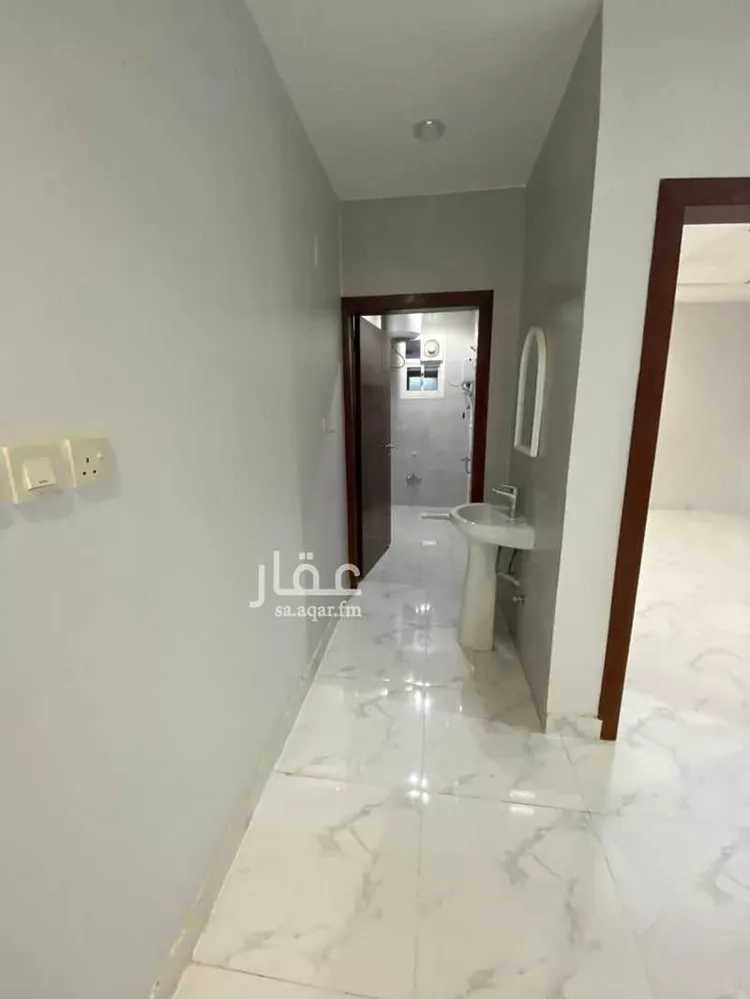 شقة للإيجار في شارع ادم بن ربيعة, حي الشرف, مدينة خميس مشيط, منطقة عسير صورة 2